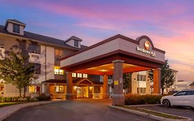 Best Western Plus Burlington Inn & Suites